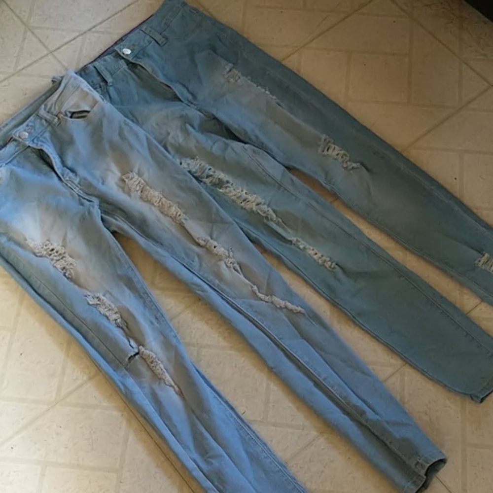 Light blue skinny ripped jeans